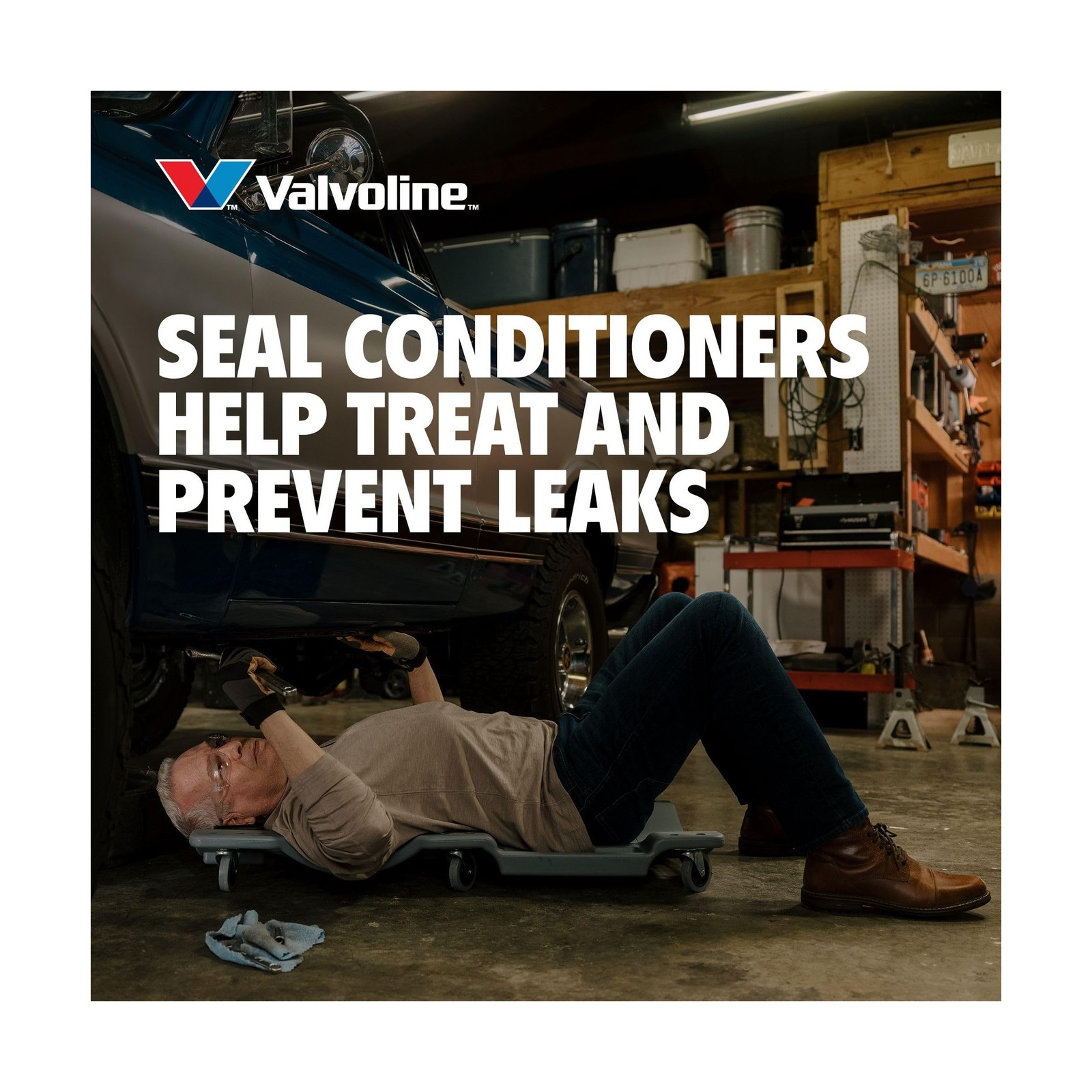 Valvoline High Mileage with MaxLife Technology SAE 5W-30 Synthetic Blend Moto…