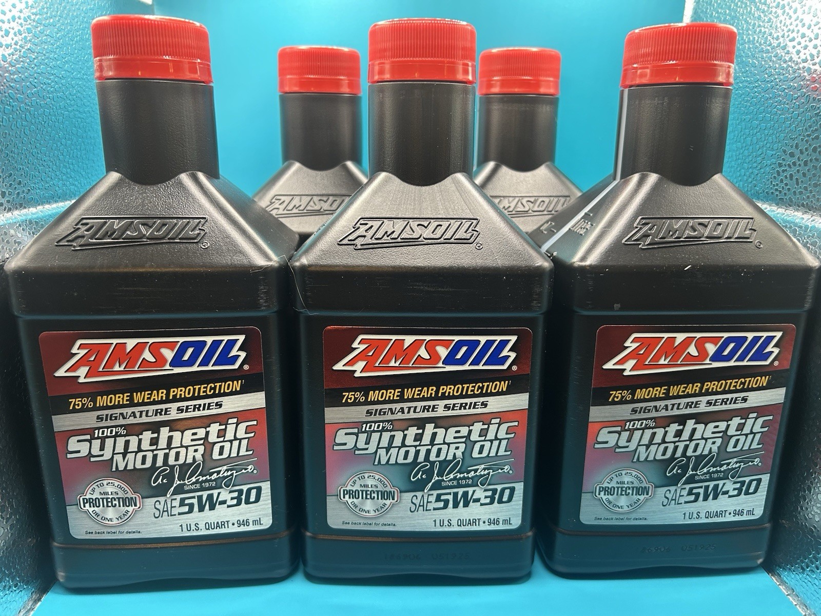 5 Pack AMSOIL Signature Series 5W-30 Synthetic Motor Oil – 1 US Quart – 946 ml