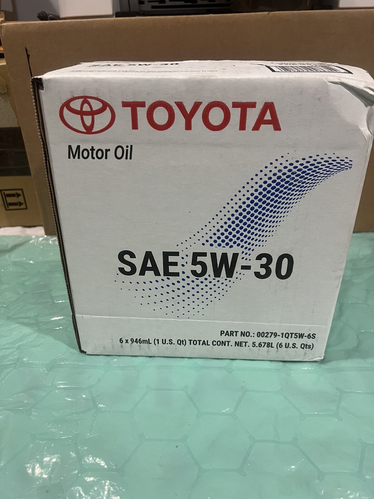 Toyota Motor Oil SAE 5W30 Case ( 6 Quarts )