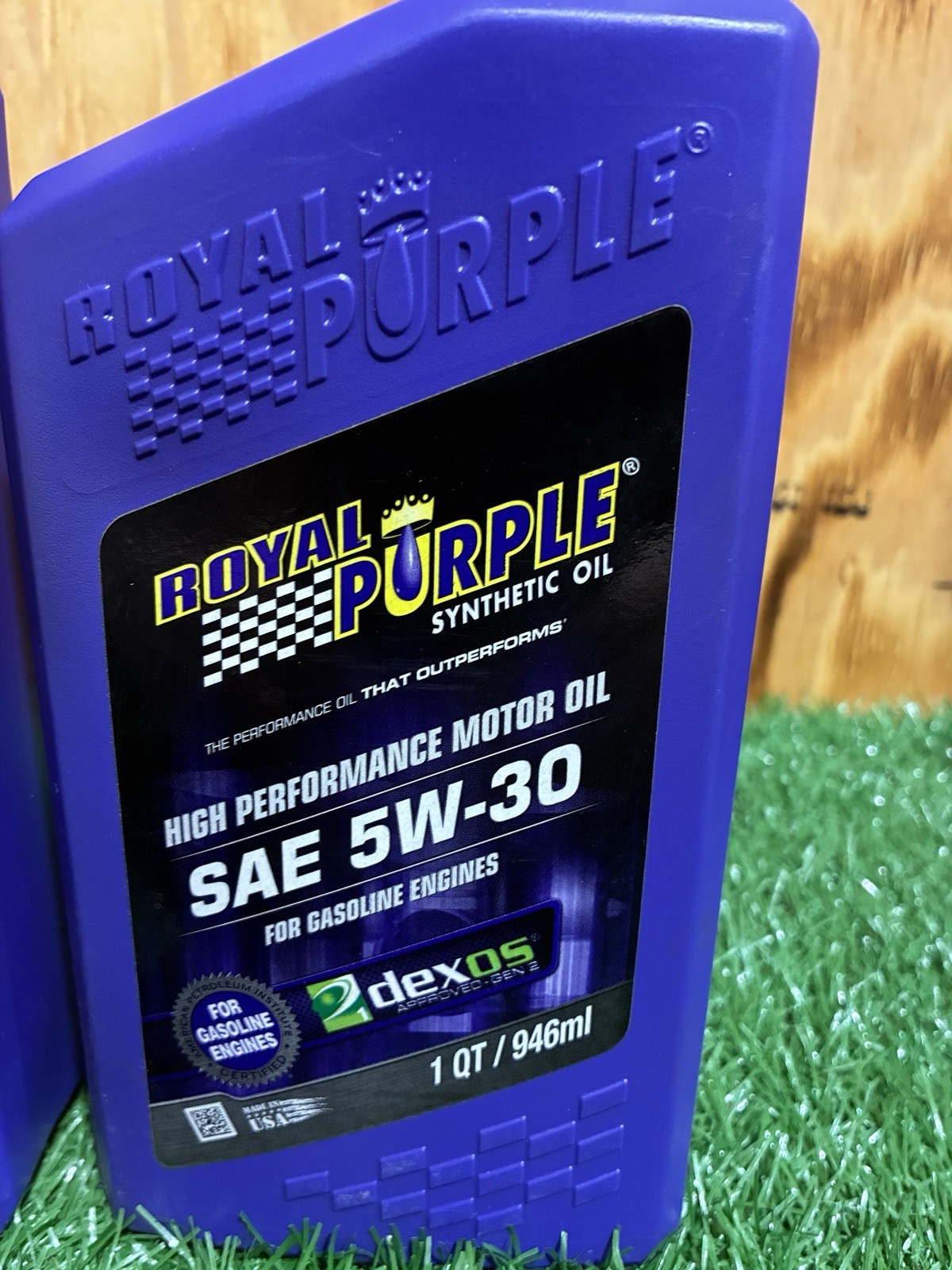 Royal Purple Multi-Grade SAE 5W-30 High Performance Motor Oil 1 Qt Bottle Single