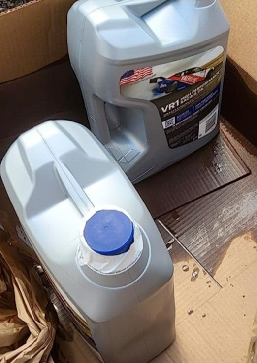 Valvoline VR1 Racing SAE 20W-50 High Performance High Zinc Motor Oil 5 QT New