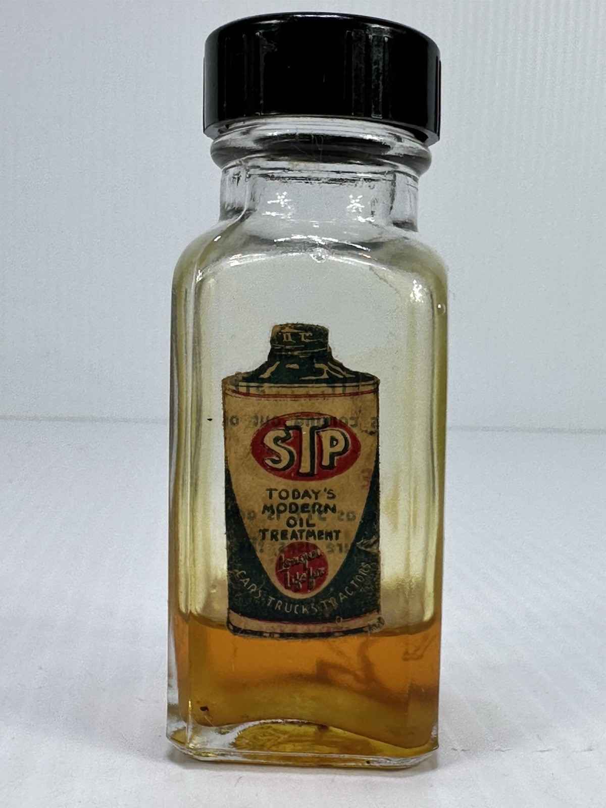 Vintage STP Dealers Sample Glass Oil Bottle Can Treatment Car Truck Tractor