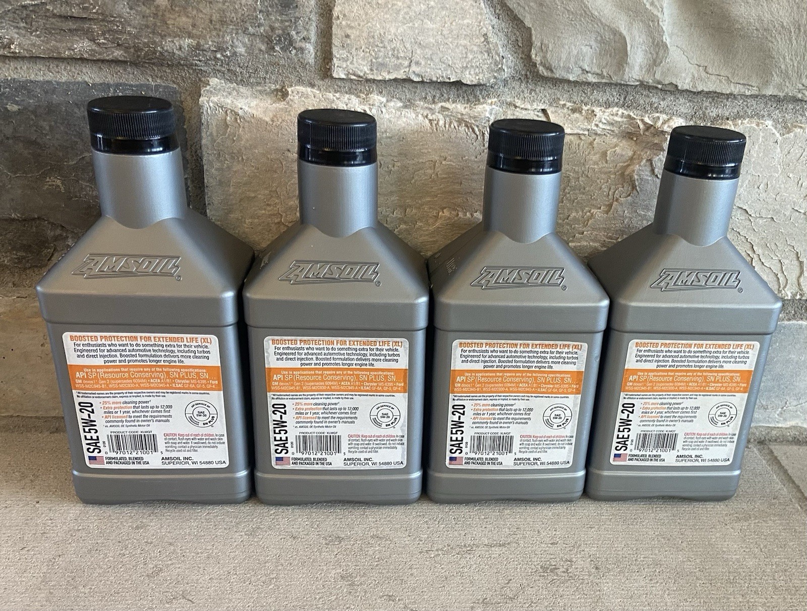 Amsoil 4 Quarts 100% Synthetic XL Motor Oil SAE 5W-20 1 Gallon