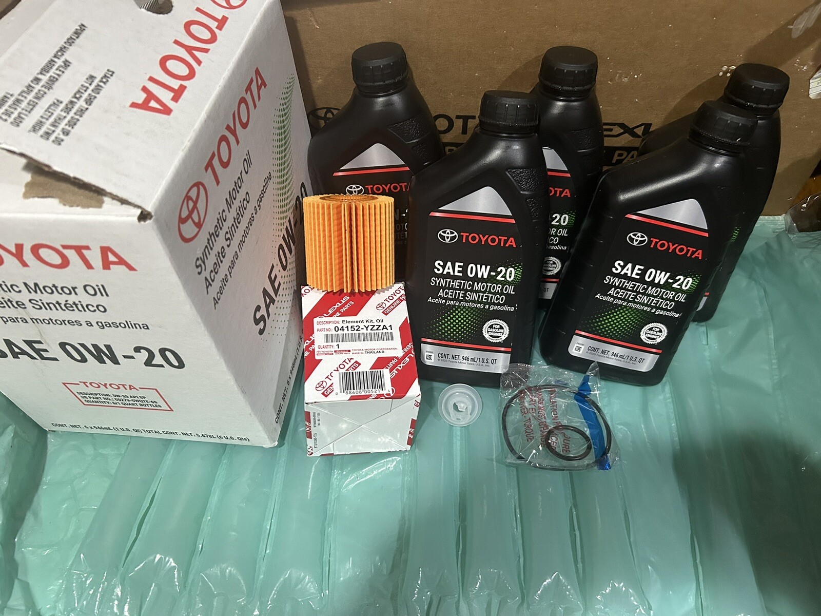 Synthetic Motor Oil SAE 0W-20,2013-2018 Toyota Rav4 ,5 Qts With Oil Filter