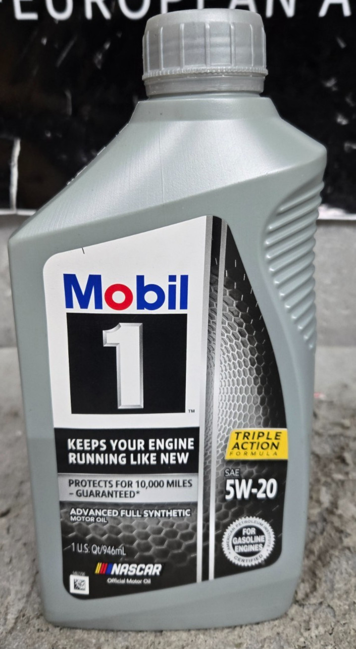 Mobil 1 Advanced Full Synthetic Motor Oil 5W-20, 1 Quart