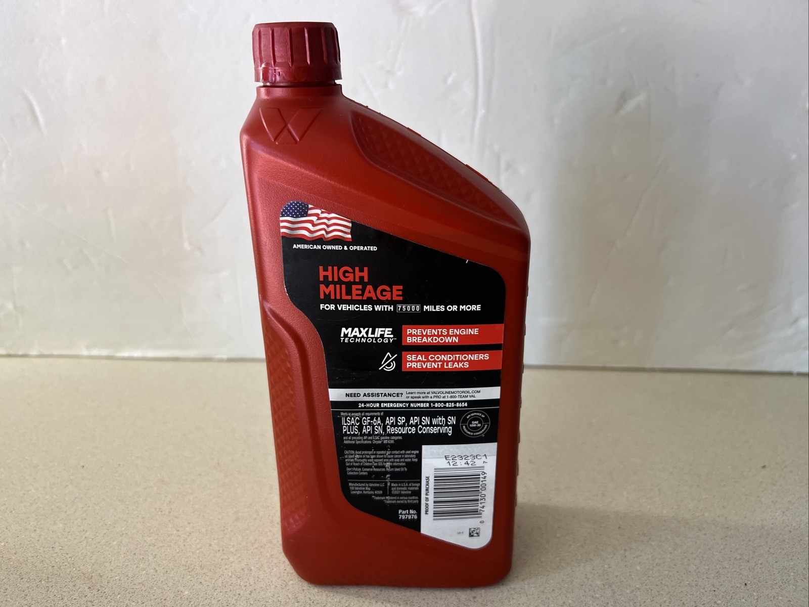 Valvoline High Mileage with MaxLife SAE 10W-30 Synthetic Blend Motor Oil 6 Quart