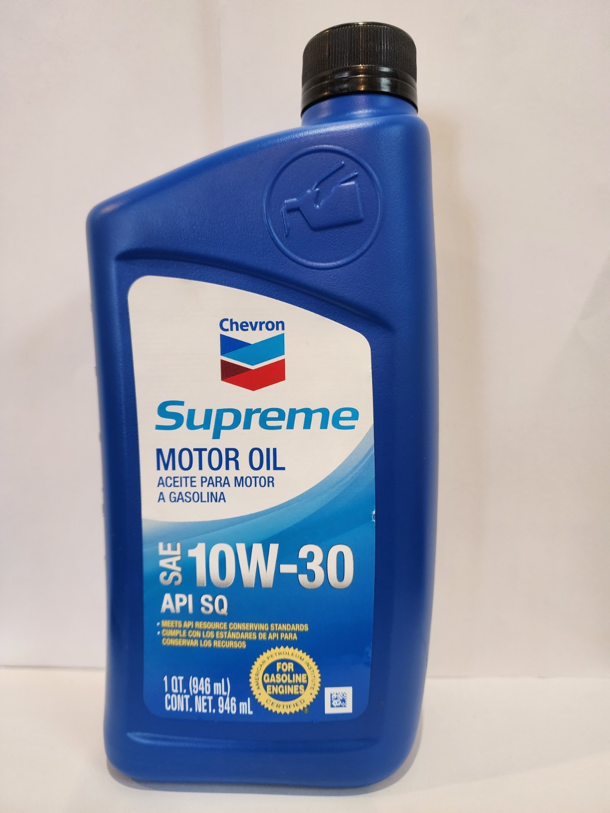 Chevron Supreme SAE-10W-30- Motor Oil 1 Quart Bottle 12 in case