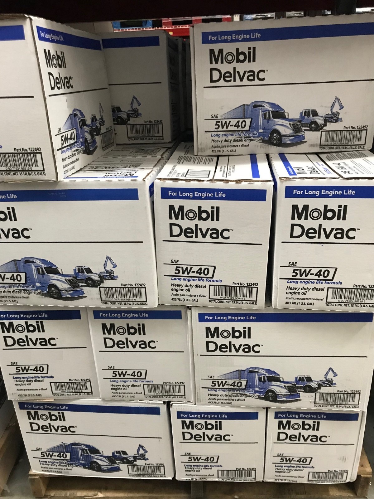Mobil 112825-4PK Delvac 1 ESP 5W-40 Motor Oil 1 Gallon – Pack of 4