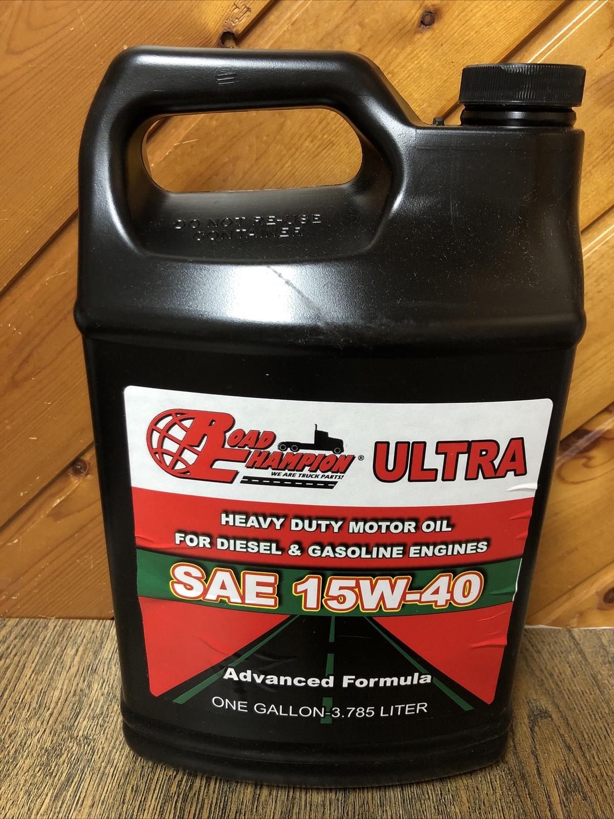 Road Champion Ultra 15W-40 Motor Oil For Gasoline And Diesel Engines One Gallon