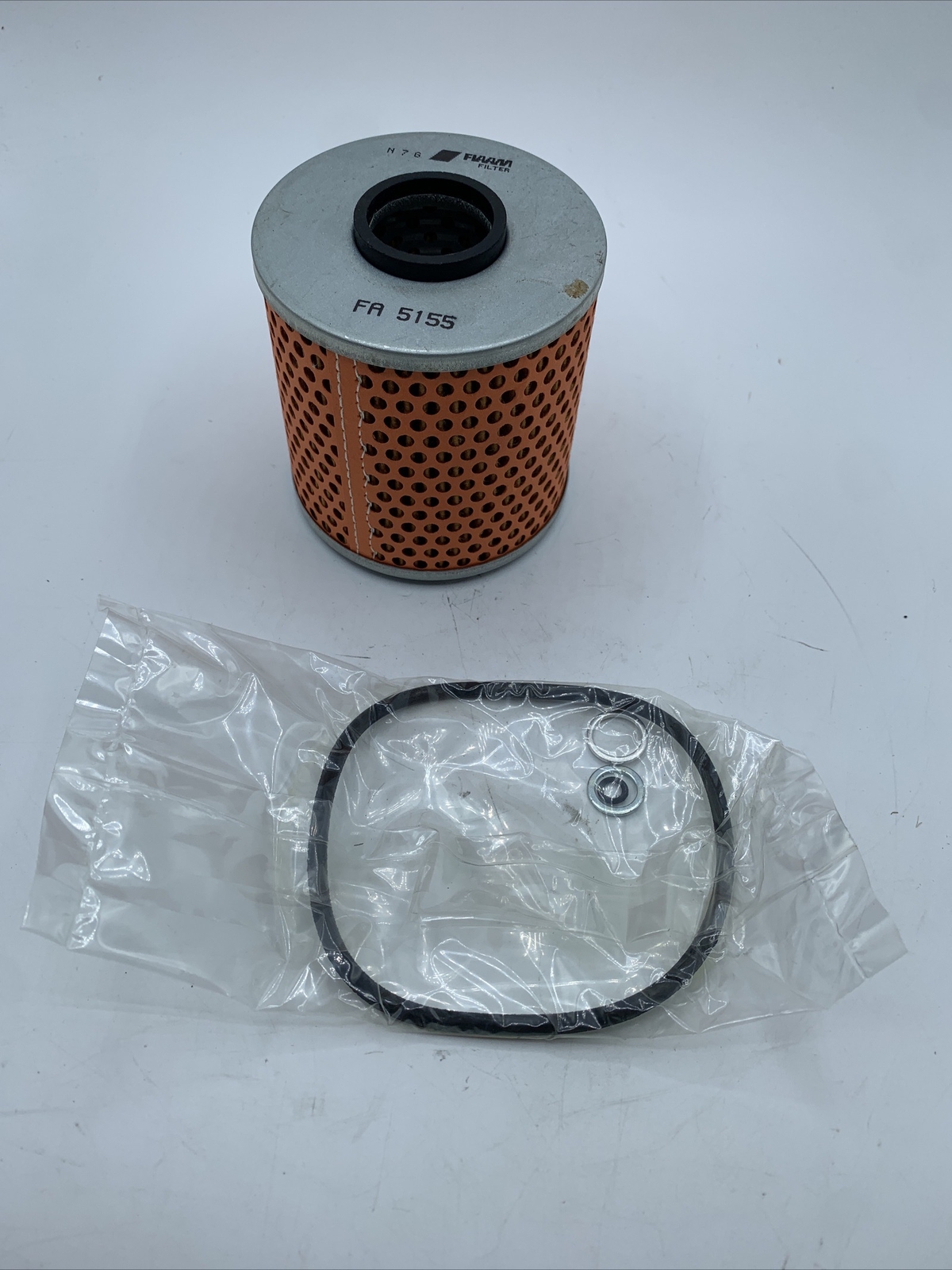 Fa5155 Fiamm Oil Filter Bmw E30-E36-E34 316-318-318Is-518 Bertone Freeclimber