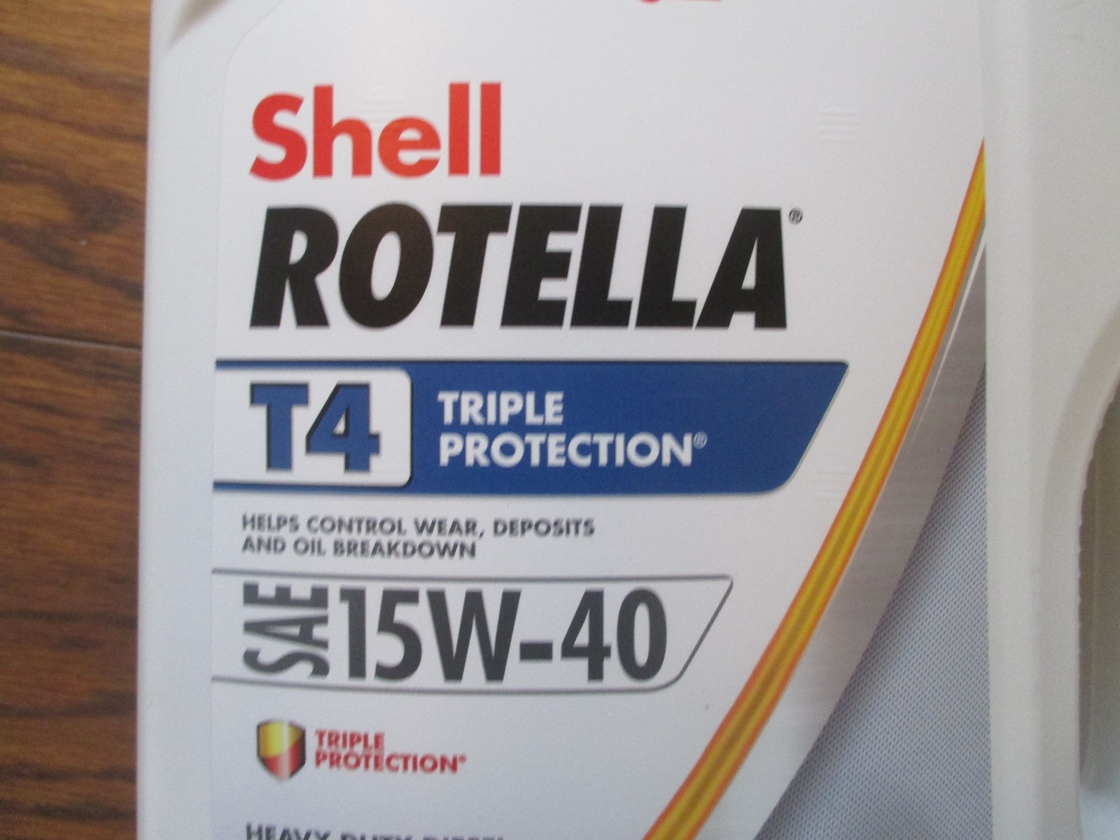 ROTELLA T4 15W40 HEAVY DUTY MOTOR OIL (3) 1 GALLON CONTAINERS FREE SHIPPING!
