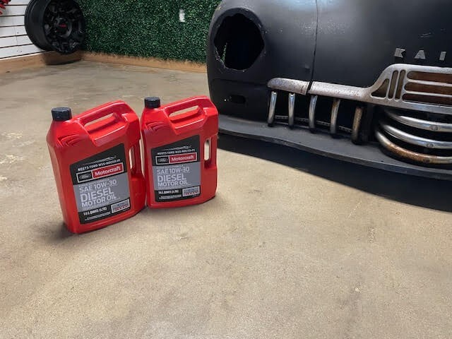 2 Pack Super Duty Diesel SAE 10W-30 Engine Motor Oil Motorcraft WSS-M2C171-F1