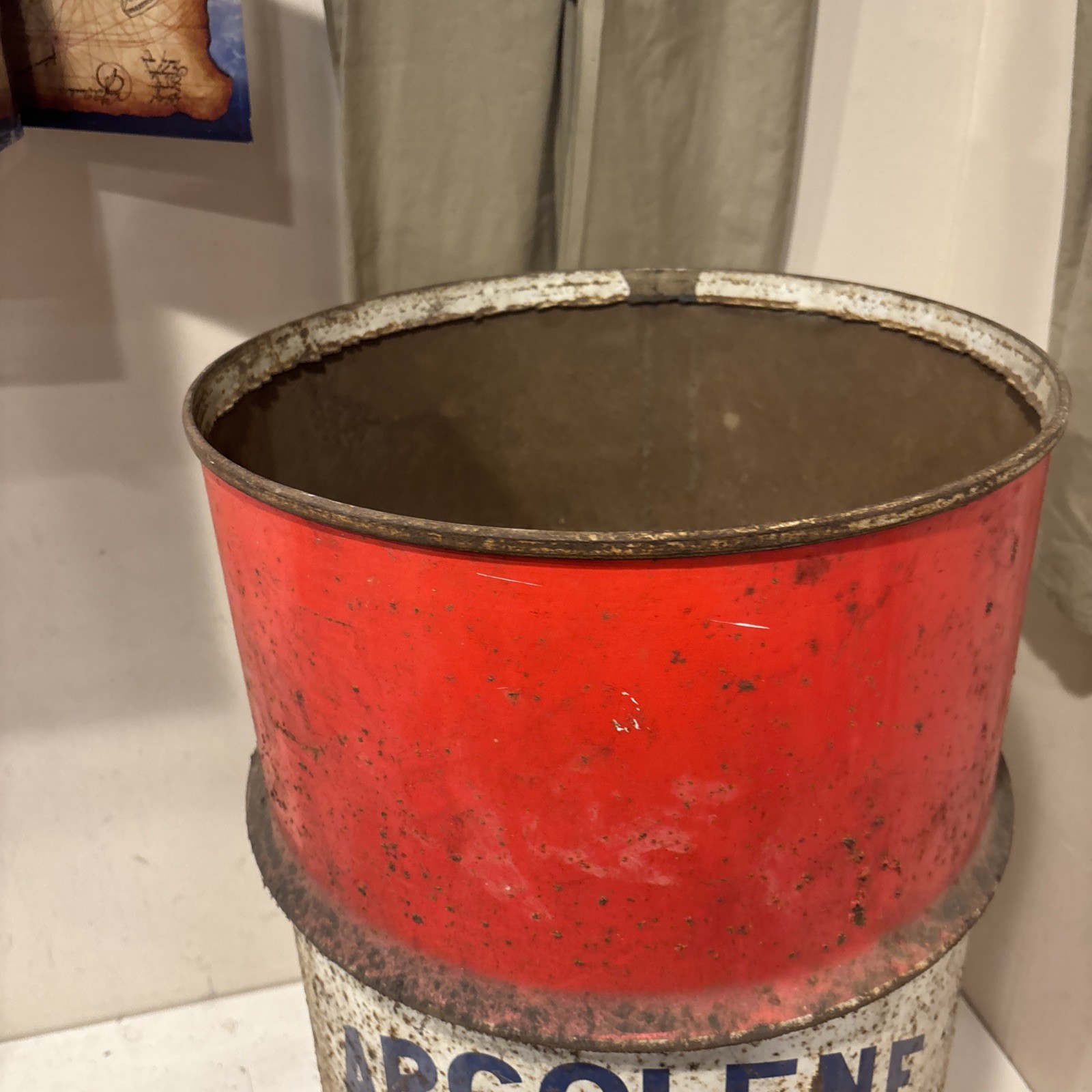 Vintage Large ARGOLENE ARGOMATIC Oil Lubricant Westbury NY Barrel Can 27” High