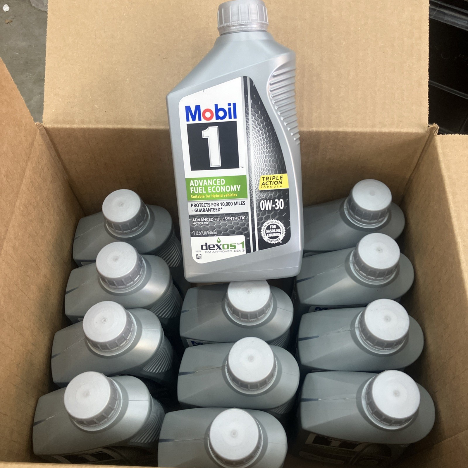 (12) QUARTS MOBIL 1 ADVANCED FUEL ECONOMY 0W-30 FULL SYNTHETIC MOTOR OIL DEXOS