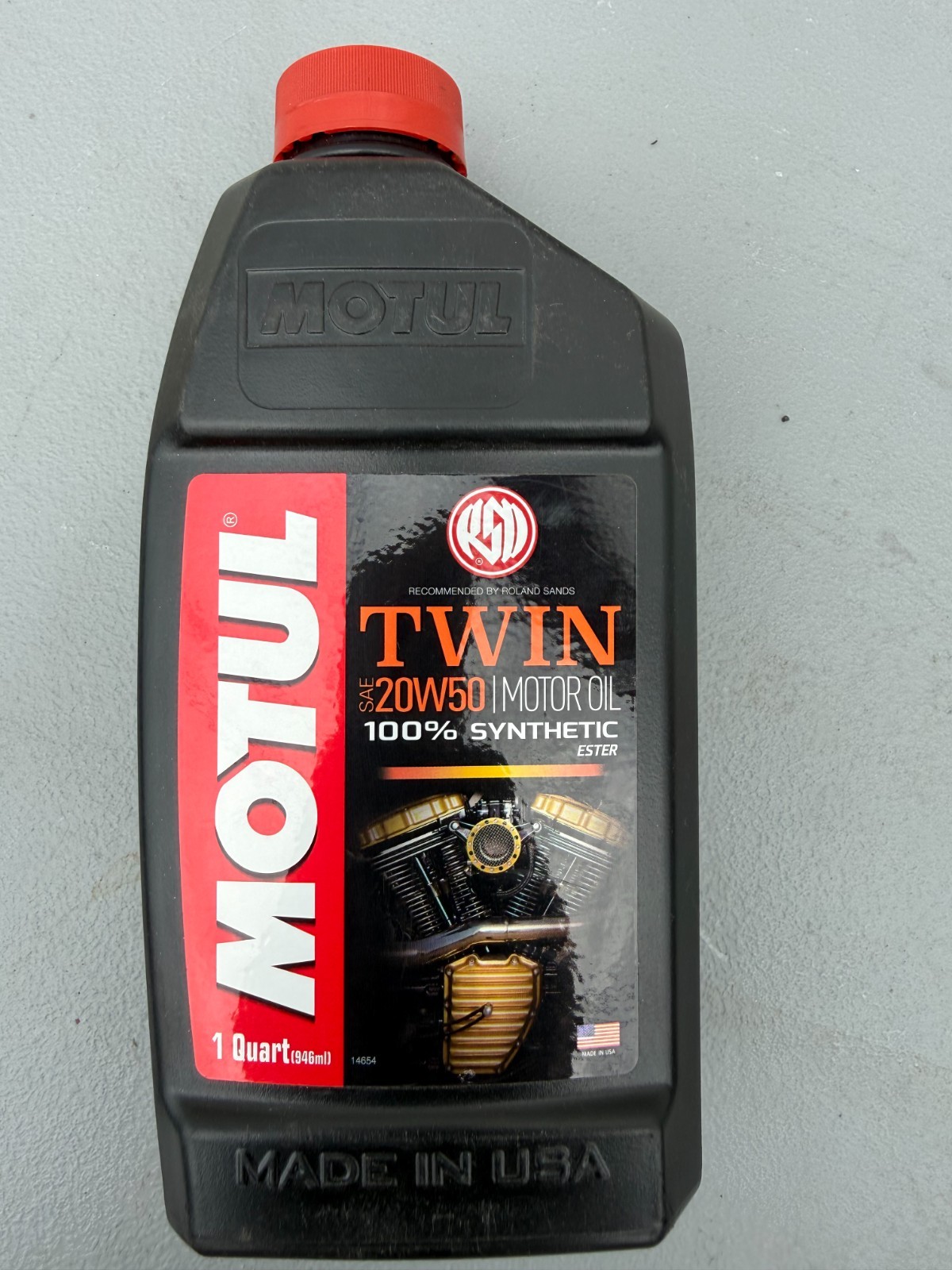 MOTUL VTWIN SYNTHETIC OIL 20W50 1 U.S. QUART | 108061
