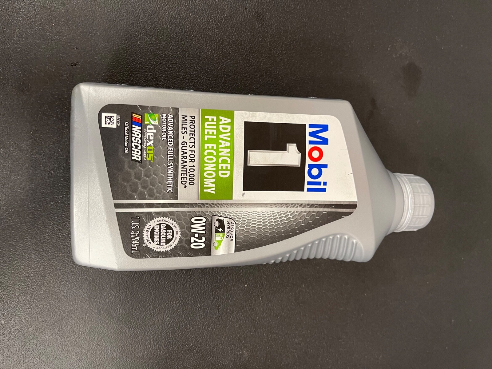1 quart Mobile 1 0w-20 advanced full synthetic engine oil