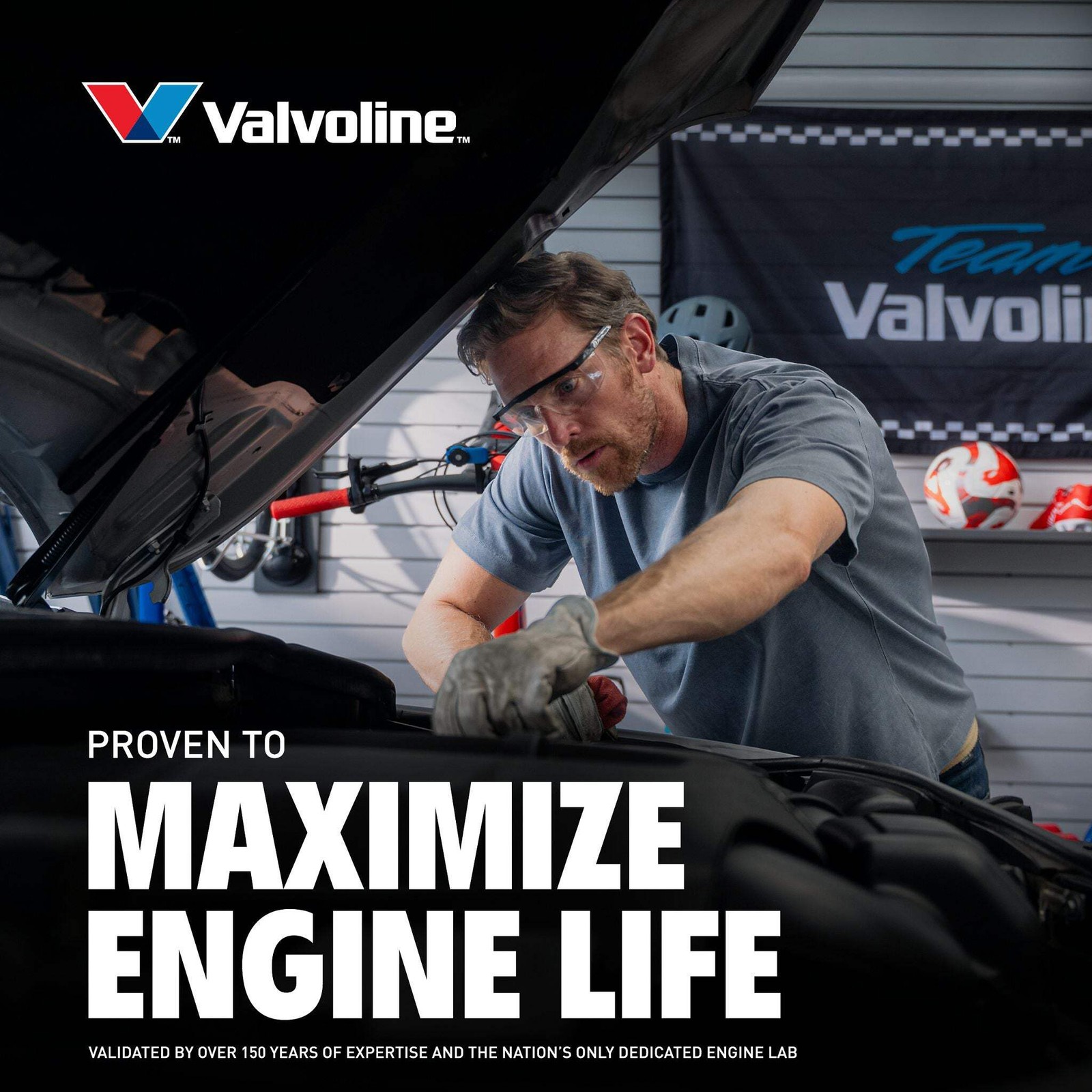 Valvoline Daily Protection Motor Oil SAE 10W-30