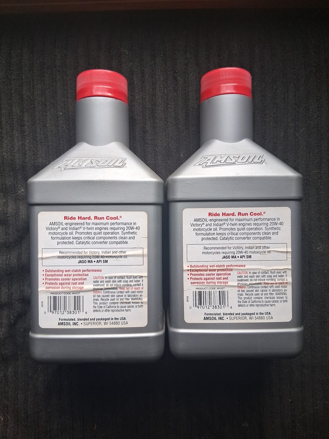 AMSOIL 100 % Synthetic V Twin Motorcycle Oil Engine SAE Victory Indi 20W-40 Qt