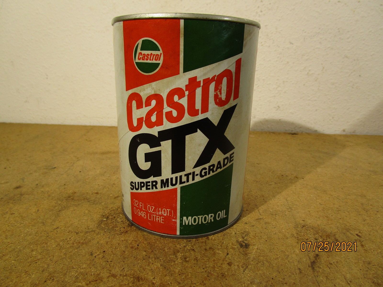 Vintage Castrol GTX Super Multi Grade Motor Oil 10W40 112