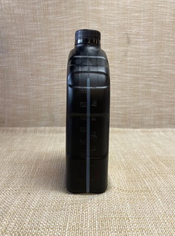 Kawasaki 99969-6505 Bar & Chain Oil 32oz Lubricant at high temperatures